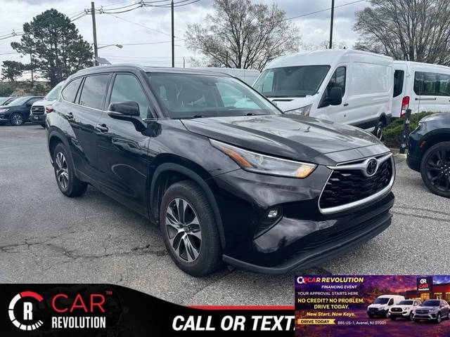 2021 Toyota Highlander XLE FWD photo
