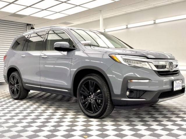 2022 Honda Pilot Touring 7-Passenger AWD photo