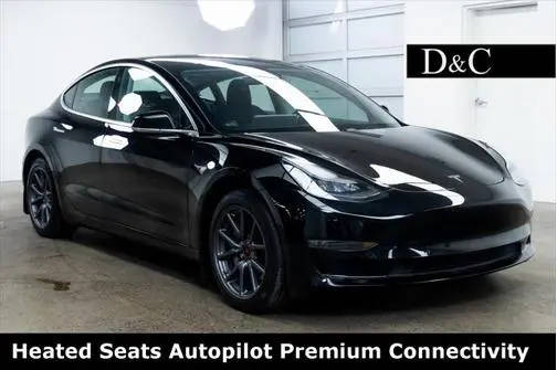 2019 Tesla Model 3 Standard Range Plus RWD photo