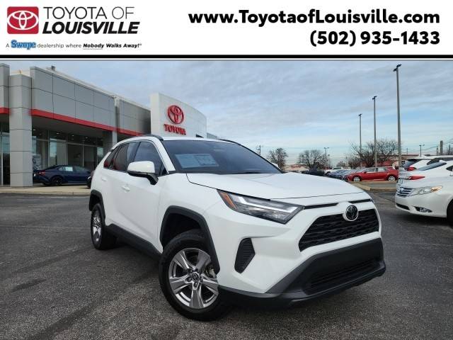 2023 Toyota RAV4 XLE AWD photo