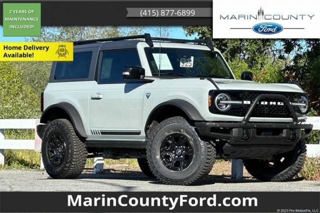 2021 Ford Bronco 2 Door First Edition 4WD photo