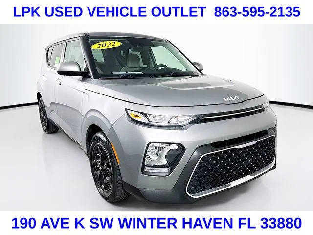 2022 Kia Soul LX FWD photo