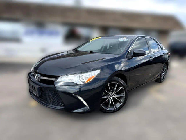 2015 Toyota Camry XSE FWD photo