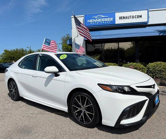 2021 Toyota Camry SE FWD photo