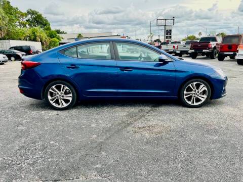 2019 Hyundai Elantra SEL FWD photo