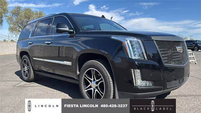 2019 Cadillac Escalade Premium Luxury 4WD photo