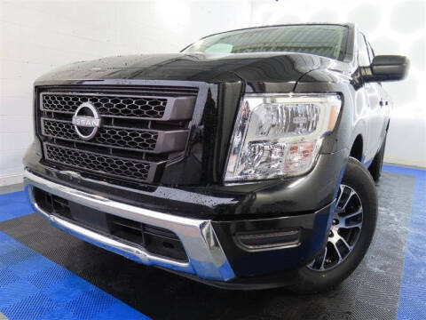 2023 Nissan Titan SV RWD photo