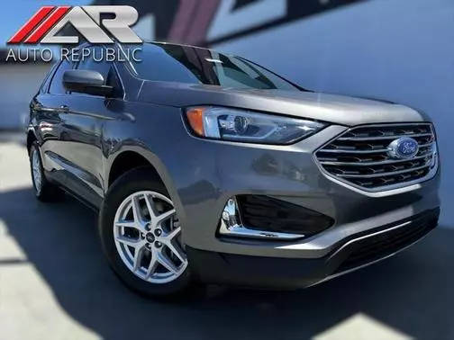 2022 Ford Edge SEL AWD photo