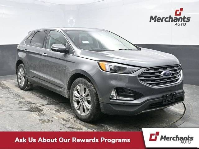 2022 Ford Edge Titanium AWD photo