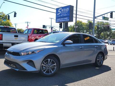 2022 Kia Forte LXS FWD photo