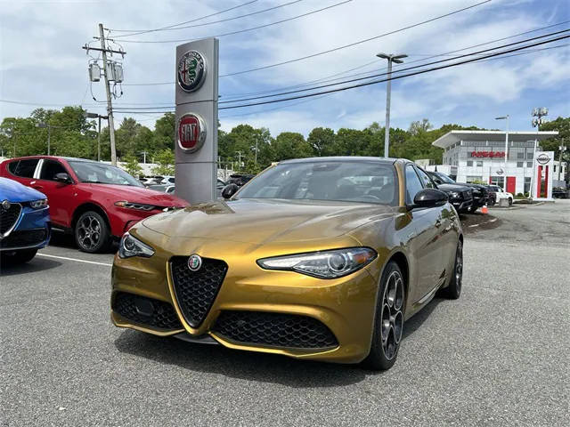 2023 Alfa Romeo Giulia Veloce AWD photo