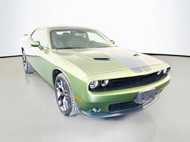 2023 Dodge Challenger SXT RWD photo