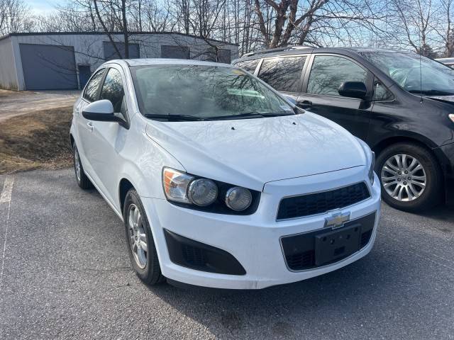 2015 Chevrolet Sonic LT FWD photo