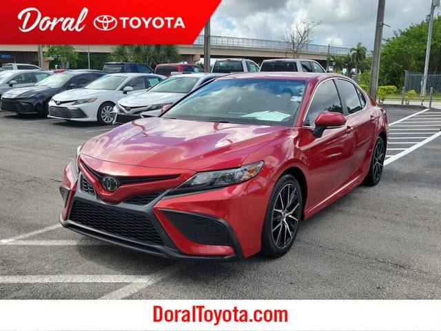 2022 Toyota Camry SE FWD photo