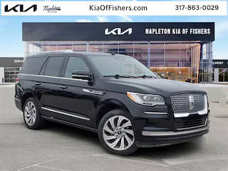 2022 Lincoln Navigator Reserve 4WD photo