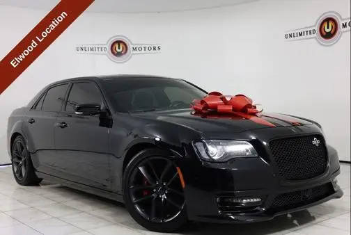 2023 Chrysler 300 300C RWD photo