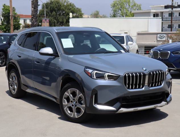 2023 BMW X1 xDrive28i AWD photo