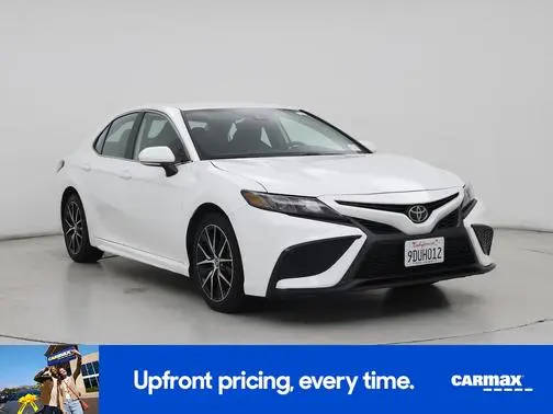 2023 Toyota Camry SE FWD photo