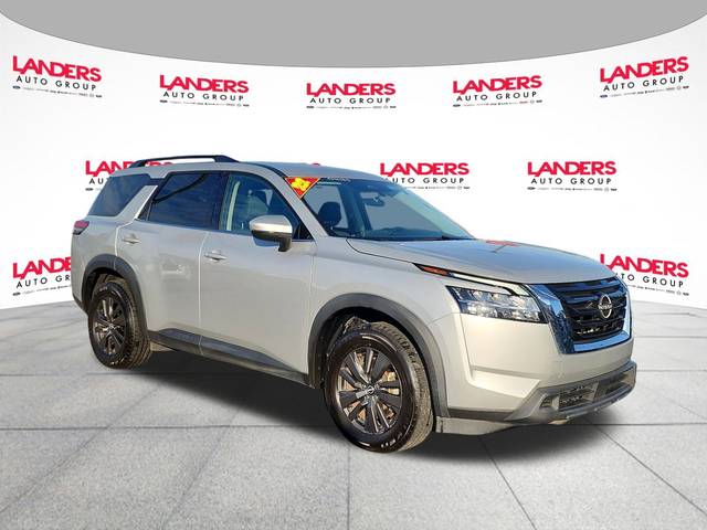 2022 Nissan Pathfinder SV FWD photo