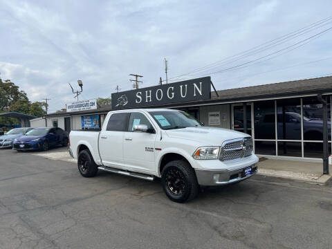 2015 Ram 1500 Laramie RWD photo