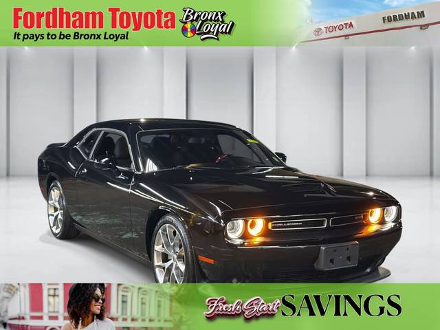 2022 Dodge Challenger GT RWD photo