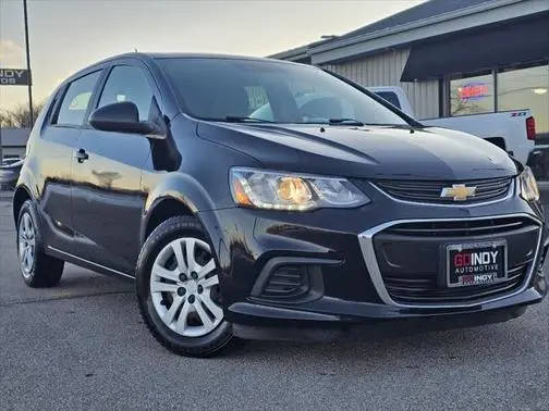 2020 Chevrolet Sonic LT FWD photo