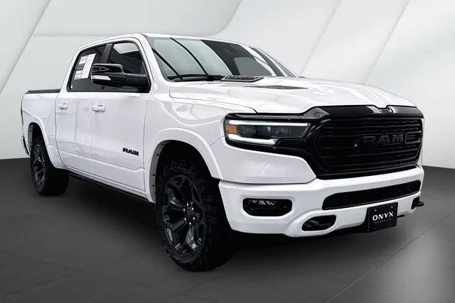 2022 Ram 1500 Limited 4WD photo