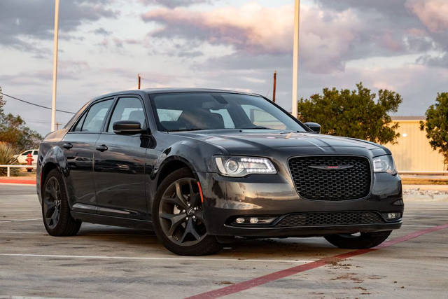 2023 Chrysler 300 300S RWD photo