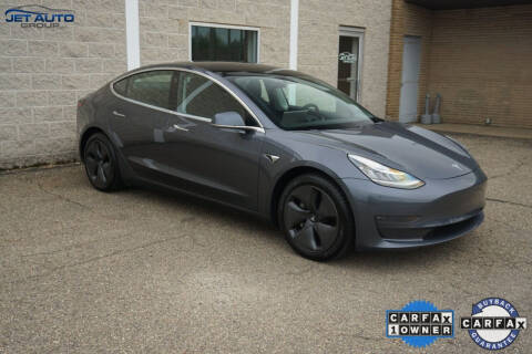 2020 Tesla Model 3 Long Range AWD photo