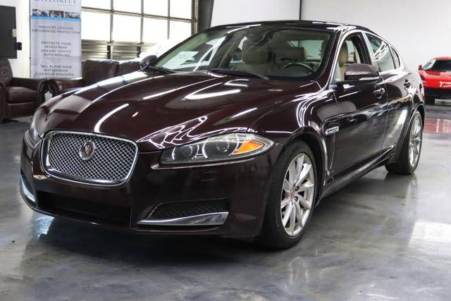 2015 Jaguar XF I4 T Premium RWD photo