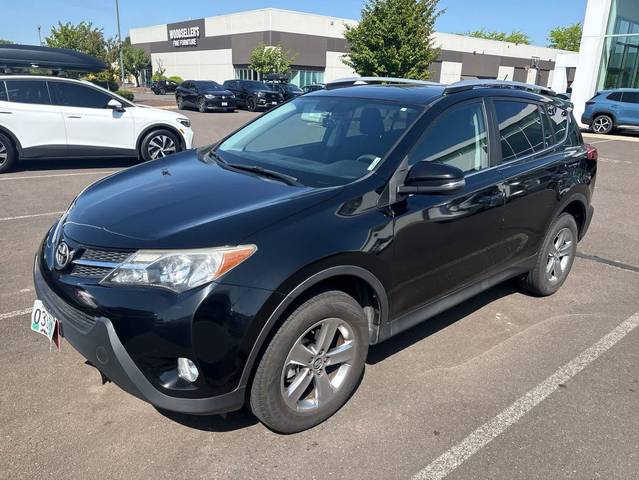 2015 Toyota RAV4 XLE AWD photo