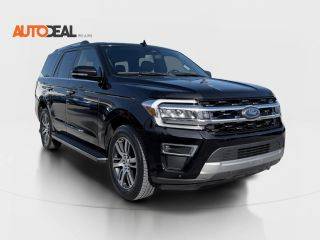 2022 Ford Expedition Limited RWD photo