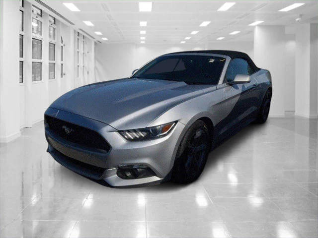 2015 Ford Mustang V6 RWD photo