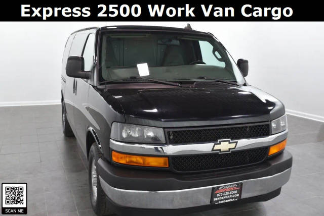 2017 Chevrolet Express Cargo  RWD photo