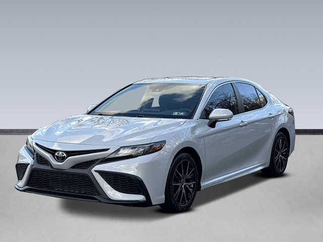 2022 Toyota Camry SE FWD photo