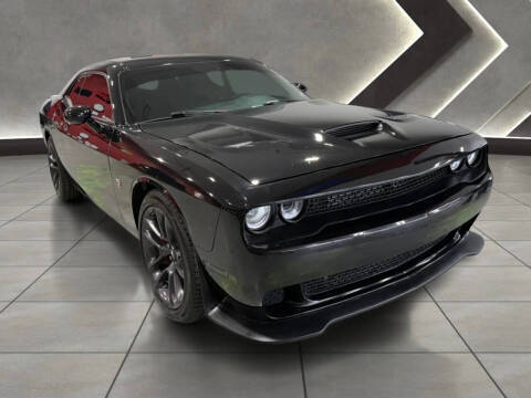 2022 Dodge Challenger R/T Scat Pack RWD photo