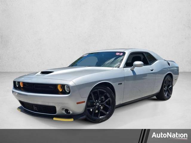 2023 Dodge Challenger R/T RWD photo