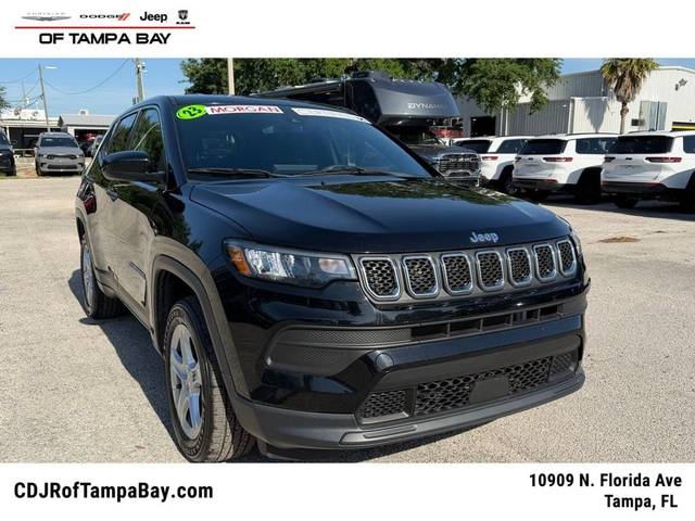 2023 Jeep Compass Sport 4WD photo