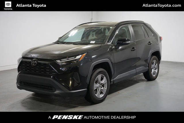 2022 Toyota RAV4 XLE FWD photo