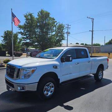 2018 Nissan Titan XD SV 4WD photo