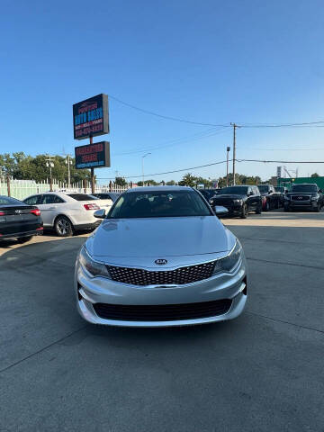 2016 Kia Optima LX FWD photo