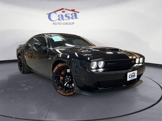 2022 Dodge Challenger R/T Scat Pack Widebody RWD photo