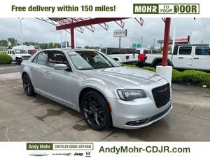 2022 Chrysler 300 300S RWD photo