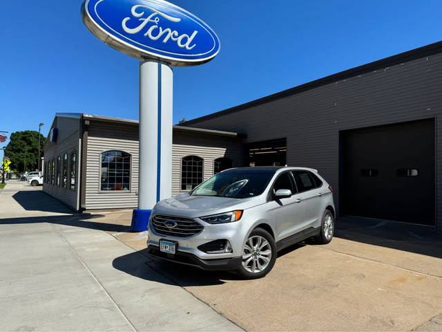 2019 Ford Edge Titanium AWD photo