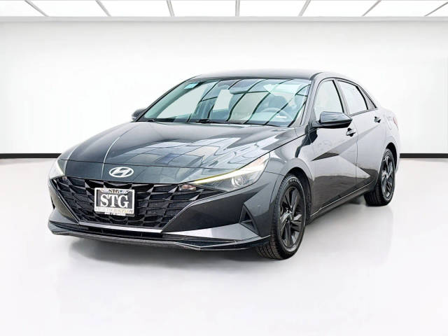 2021 Hyundai Elantra SEL FWD photo