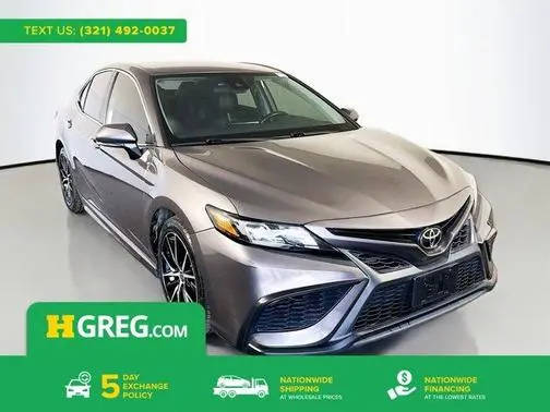 2022 Toyota Camry SE FWD photo