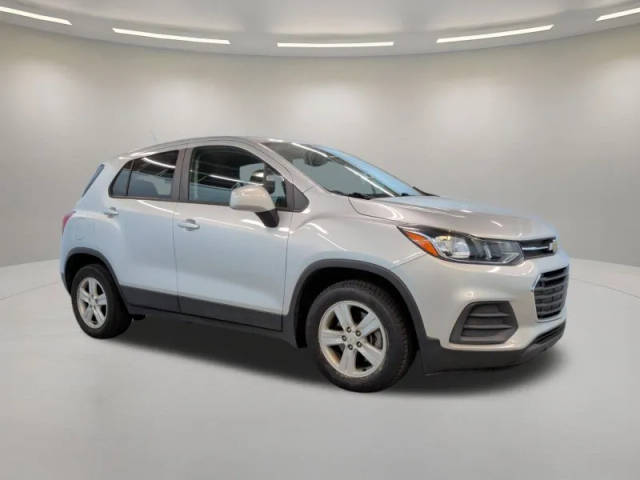 2021 Chevrolet Trax LT FWD photo
