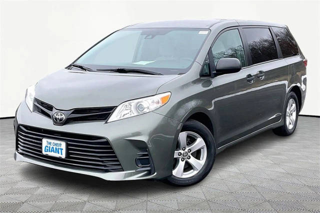 2020 Toyota Sienna L FWD photo