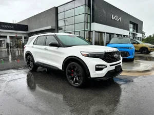 2022 Ford Explorer ST 4WD photo
