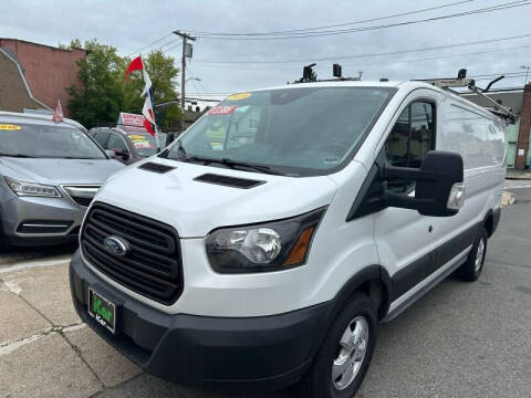 2019 Ford Transit Van RWD photo